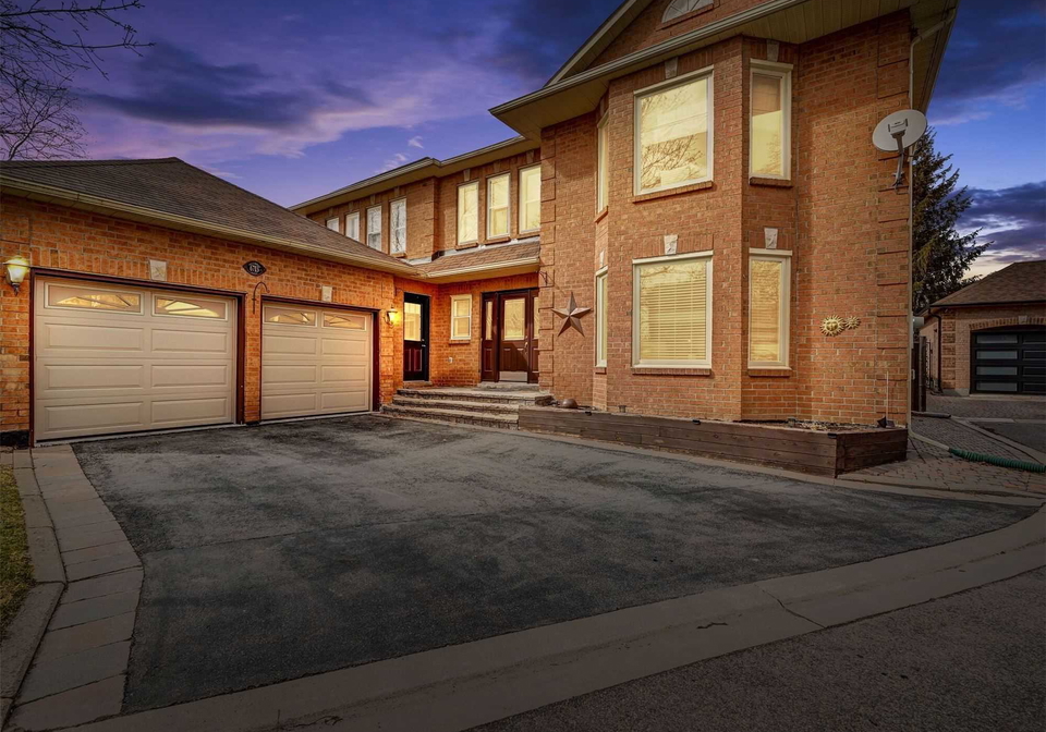 6713-mockingbird-lane-mississauga-ontario-w5567454