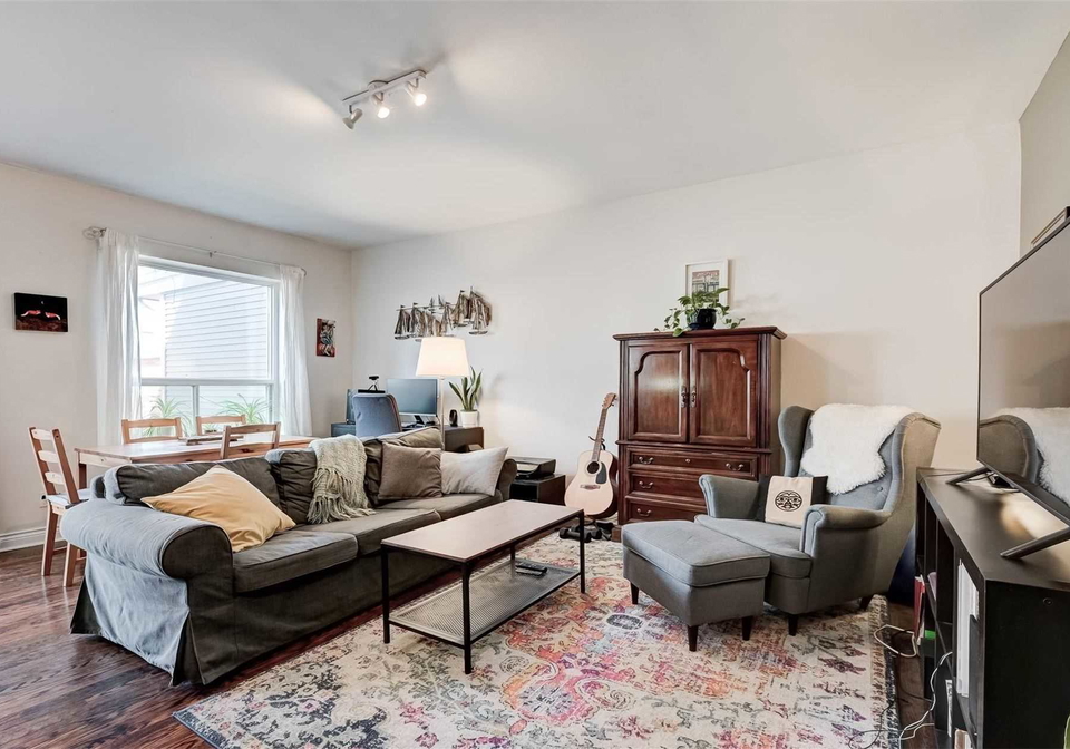 88-pearson-avenue-toronto-ontario-w5569440