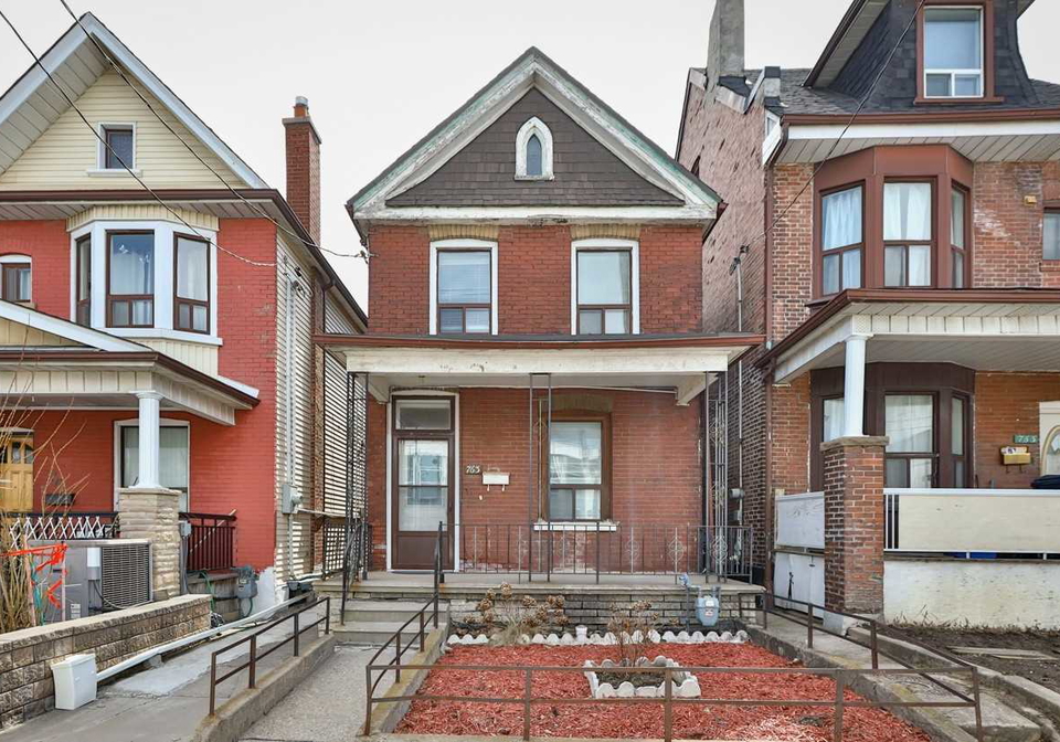 763-dupont-street-toronto-ontario-w5570330