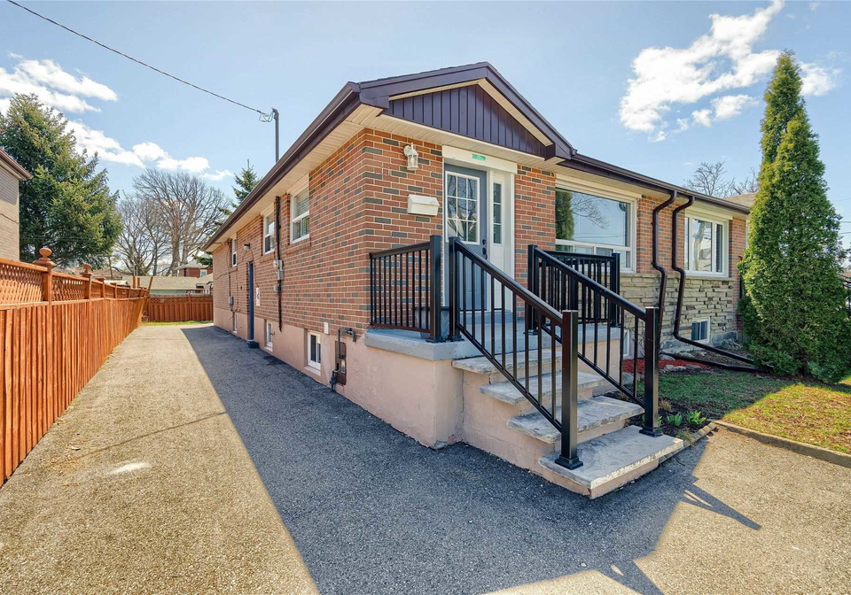 11-garfield-crescent-brampton-ontario-w5591286
