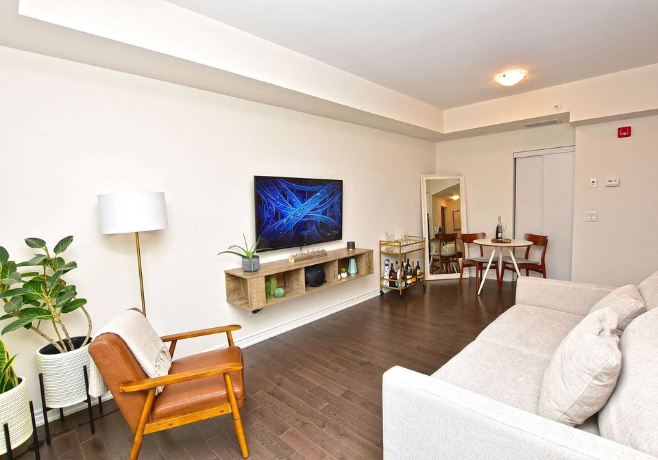 215-broadway-street-mississauga-ontario-w5607041