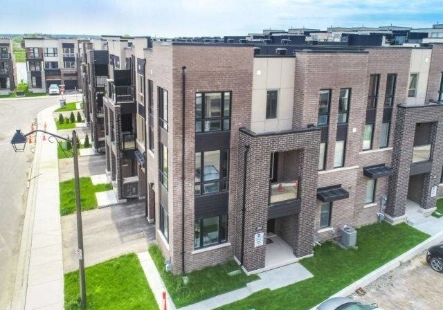 3058-blacktusk-common-oakville-ontario-w5612288
