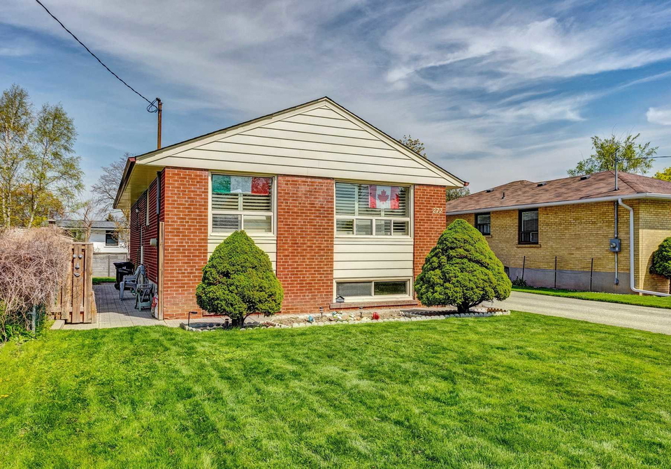 272-the-westway-toronto-ontario-w5617334