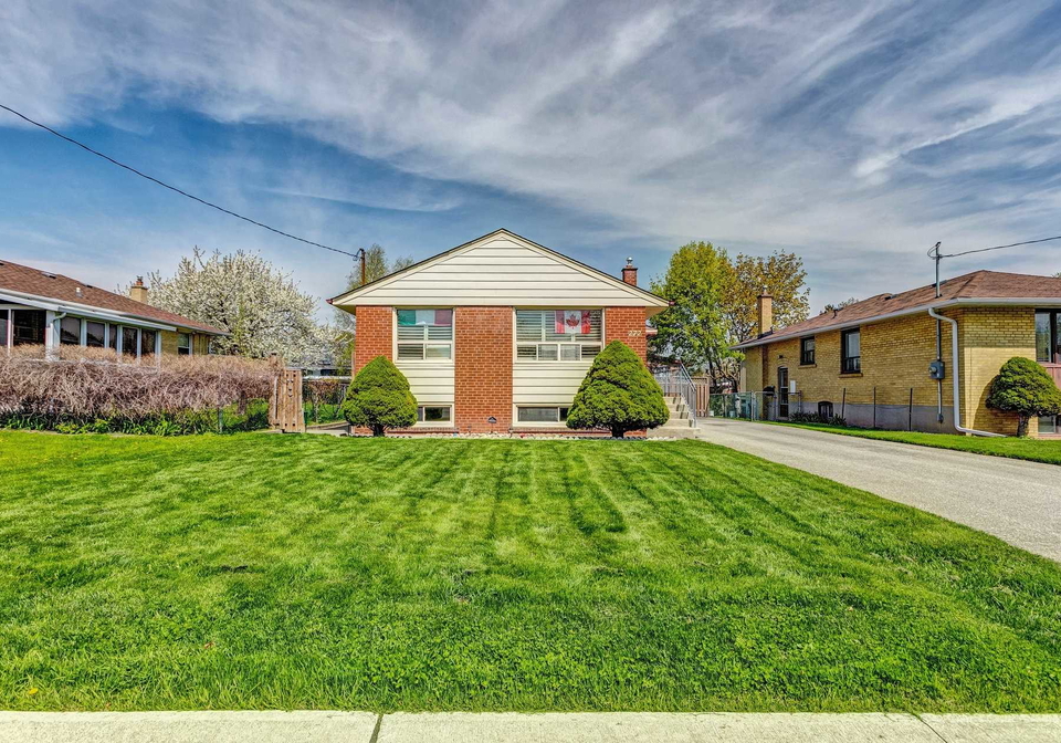 272-the-westway-toronto-ontario-w5617334