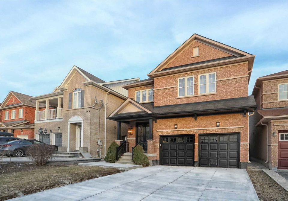 71-pantomine-boulevard-brampton-ontario-w5618004