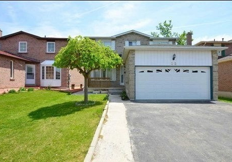 25-clydesdale-circle-brampton-ontario-w5635660