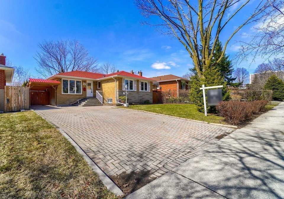 1312-daimler-road-mississauga-ontario-w5645787