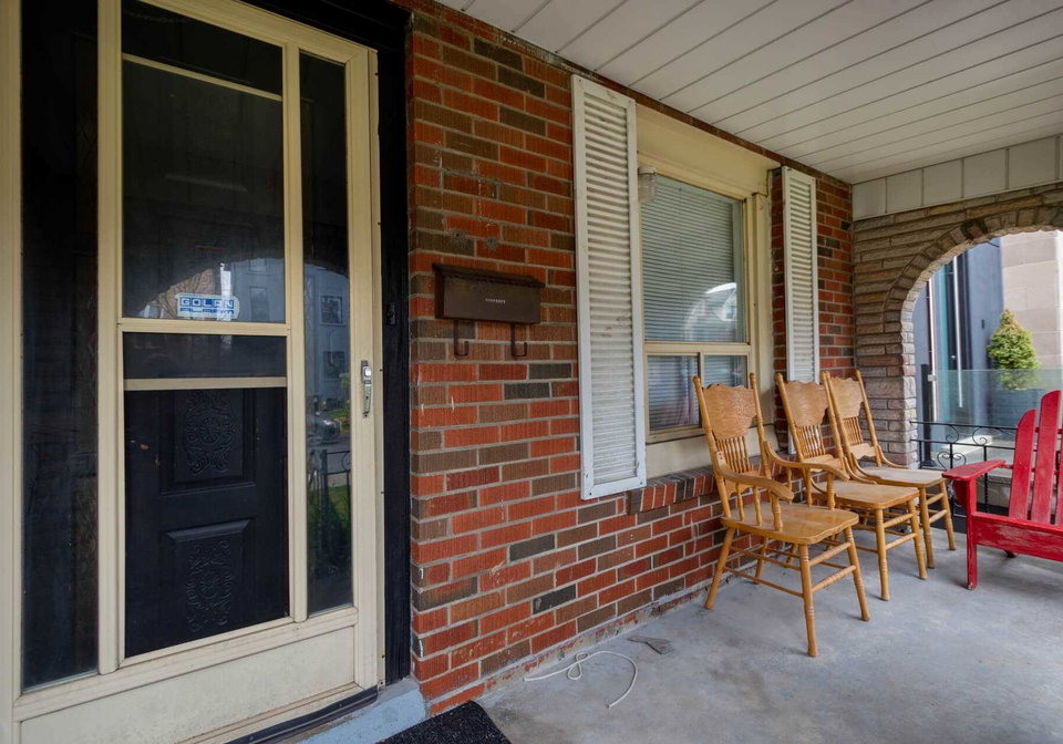 428-westmoreland-avenue-toronto-ontario-w5648033