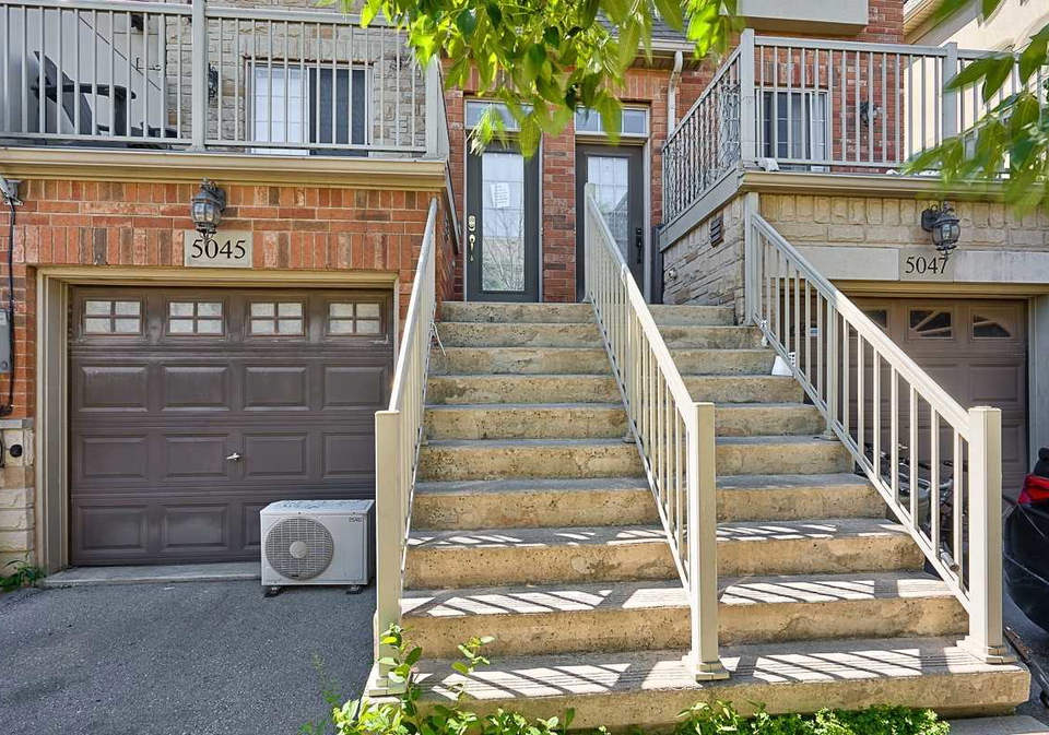 5045-bidwell-common-burlington-ontario-w5669750