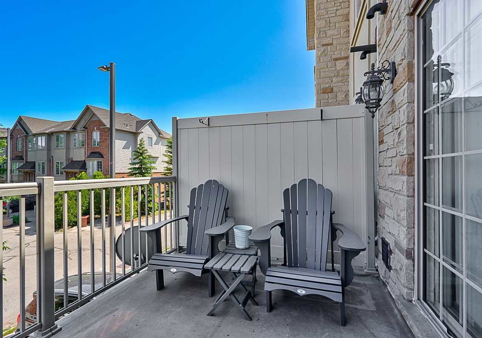 5045-bidwell-common-burlington-ontario-w5669750