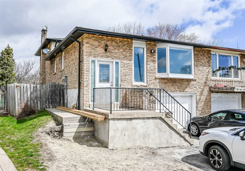 2591-kingsberry-crescent-mississauga-ontario-w5677456