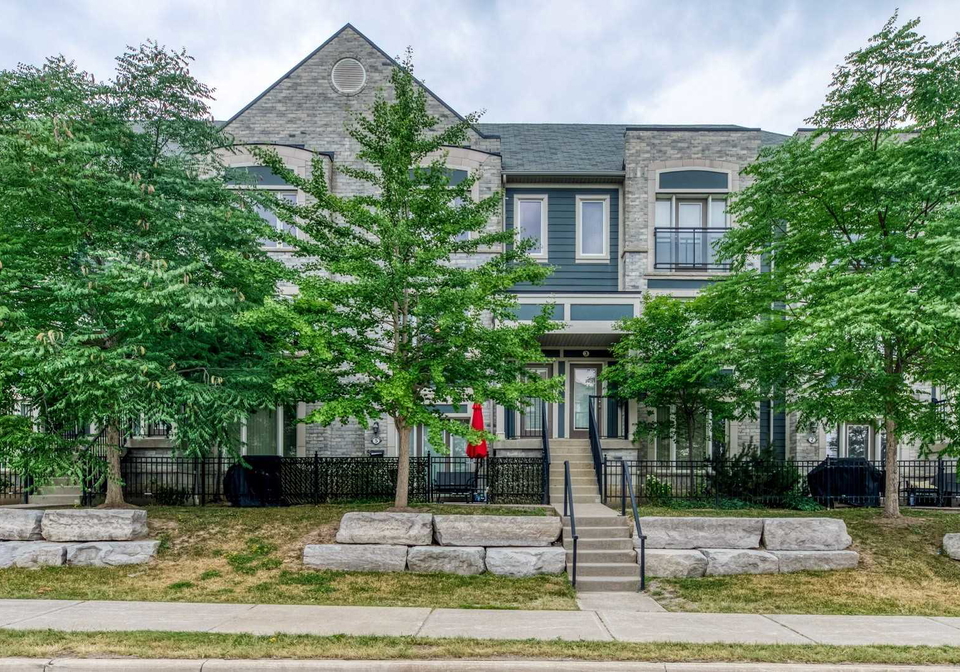 3015-destination-drive-mississauga-ontario-w5684128