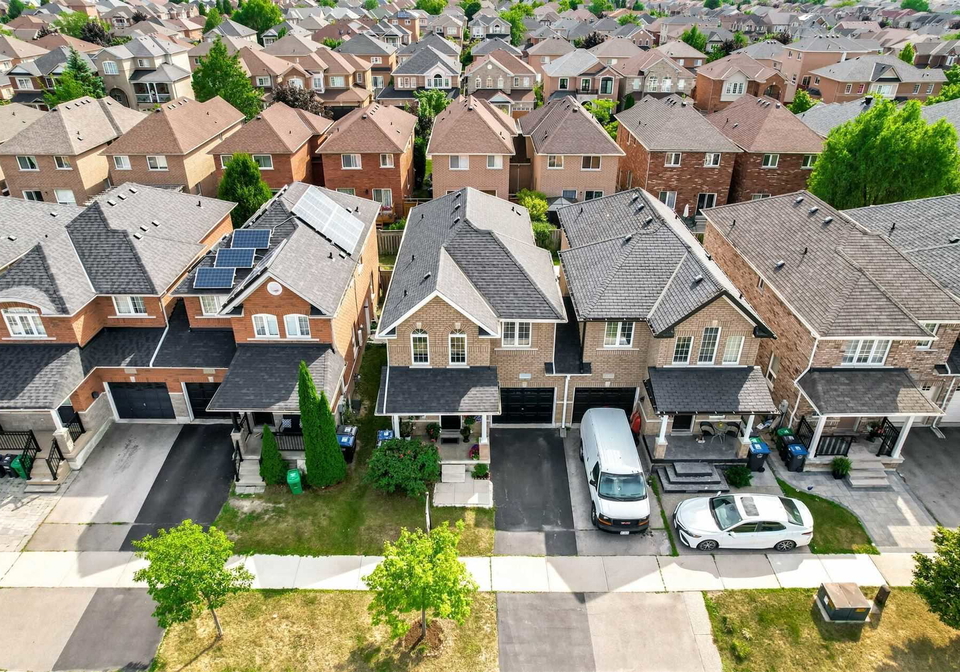 5568-freshwater-drive-mississauga-ontario-w5698265