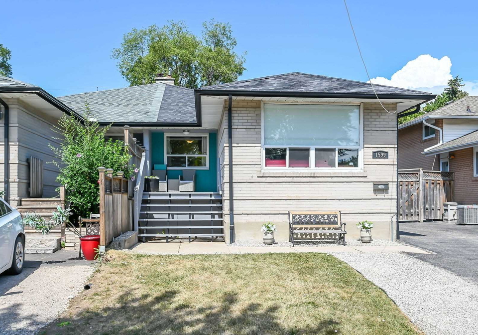 1599-sandgate-crescent-mississauga-ontario-w5739796