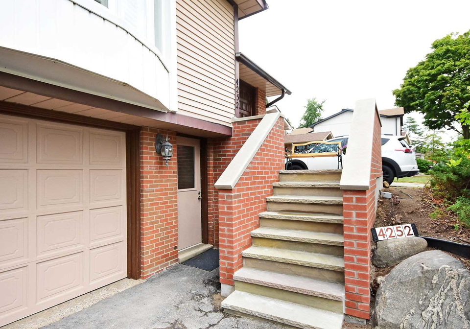 4252-jefton-crescent-mississauga-ontario-w5777764