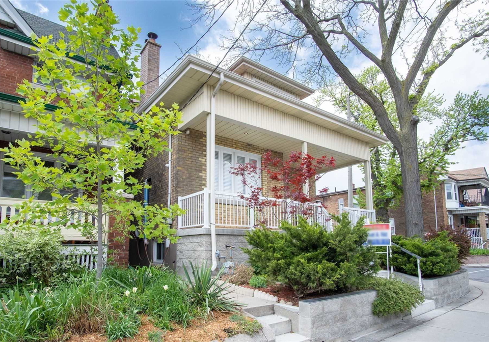 250-symington-avenue-toronto-ontario-w5784288