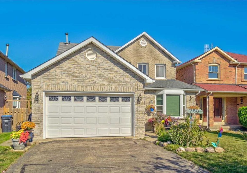 250-harrowsmith-drive-mississauga-ontario-w5792112