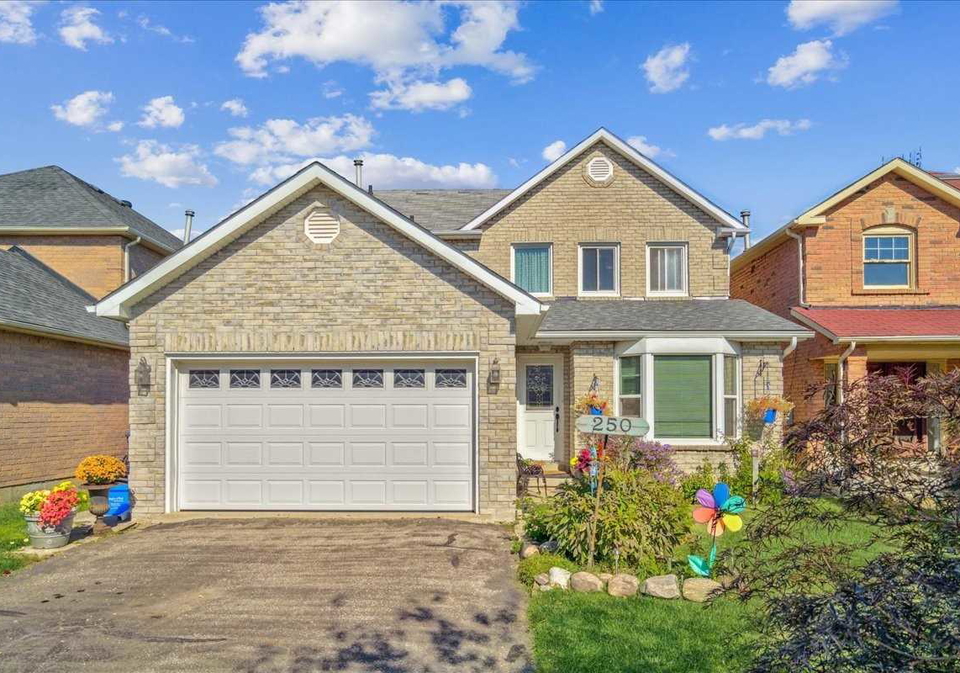 250-harrowsmith-drive-mississauga-ontario-w5792112