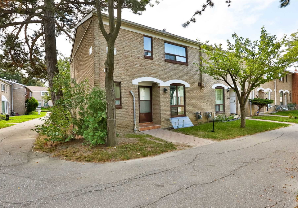 25-gosford-boulevard-toronto-ontario-w5799853