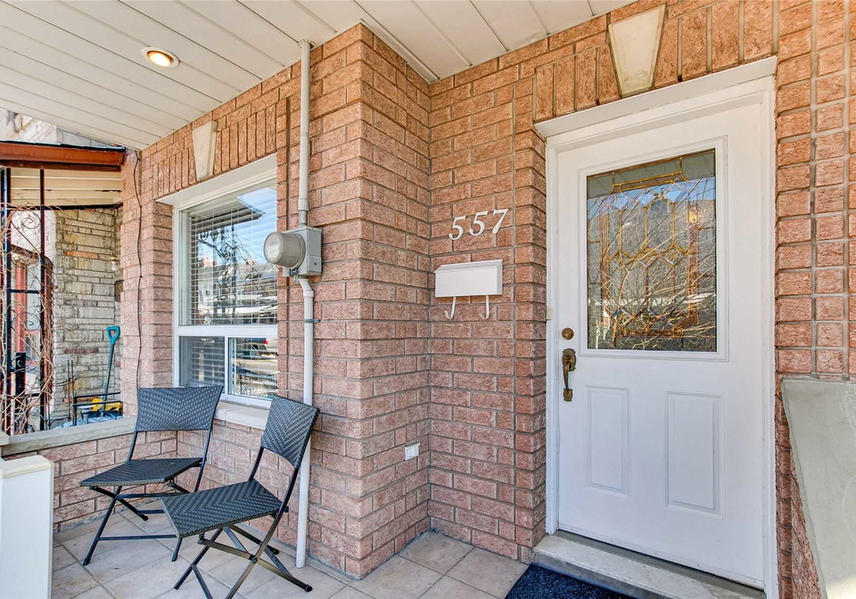 557-perth-avenue-toronto-ontario-w5873253