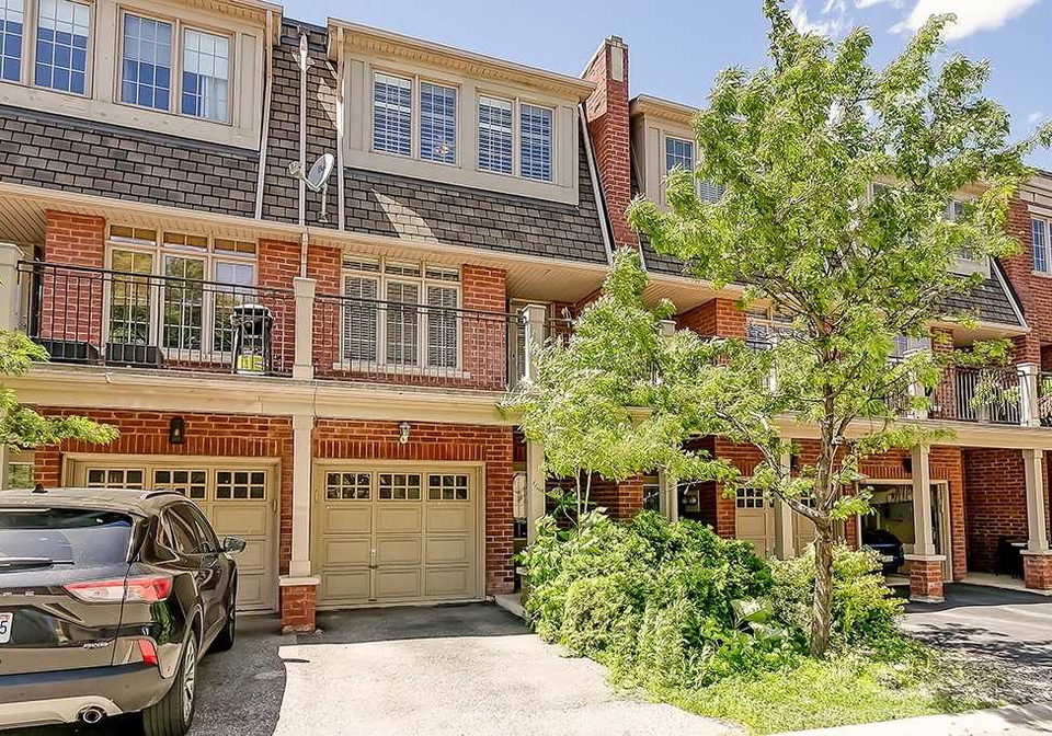 95-kerr-street-oakville-ontario-w5876404