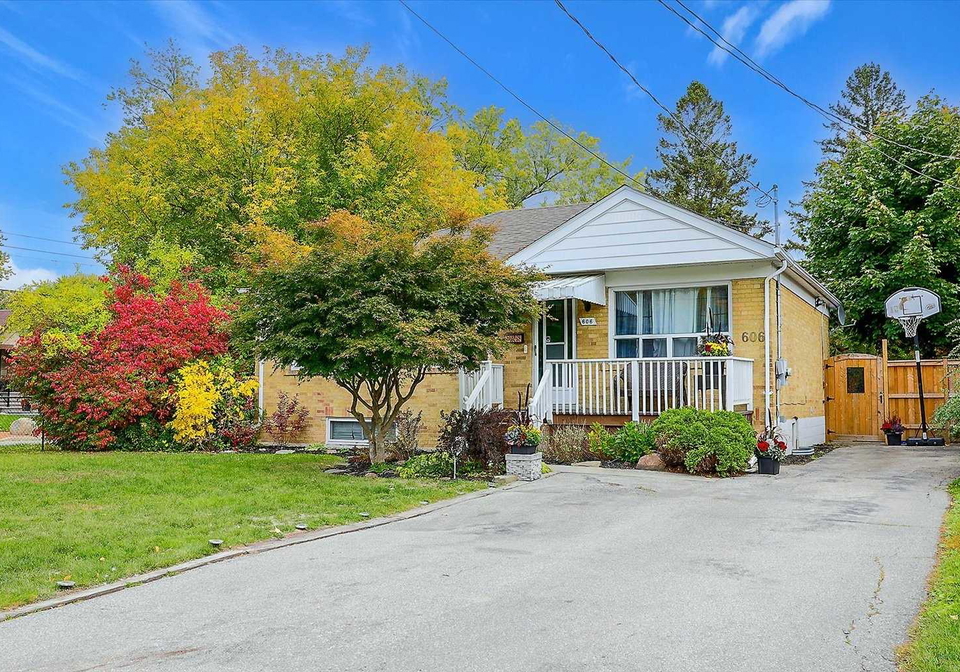 606-drymen-crescent-mississauga-ontario-w5919309