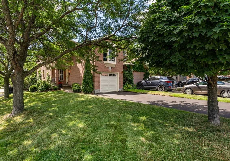 1328-hazel-mccleary-drive-oakville-ontario-w5923287