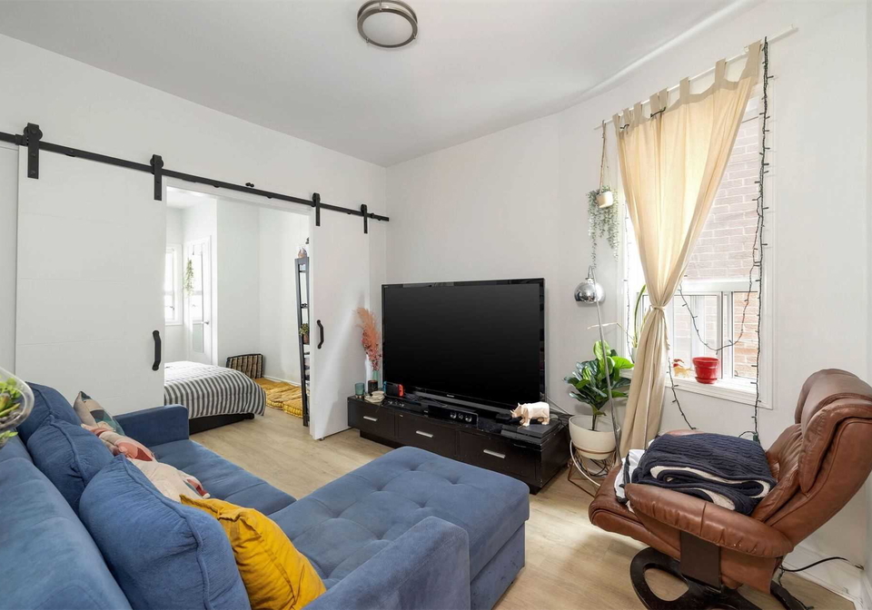 534-gladstone-avenue-toronto-ontario-w5923369