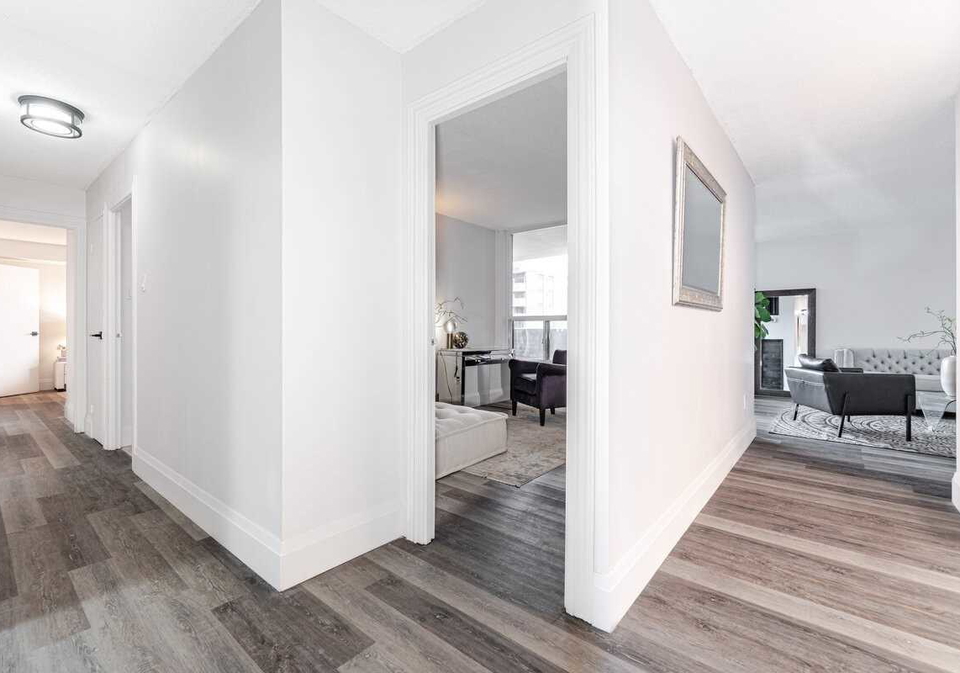 1515-lakeshore-road-mississauga-ontario-w5932925