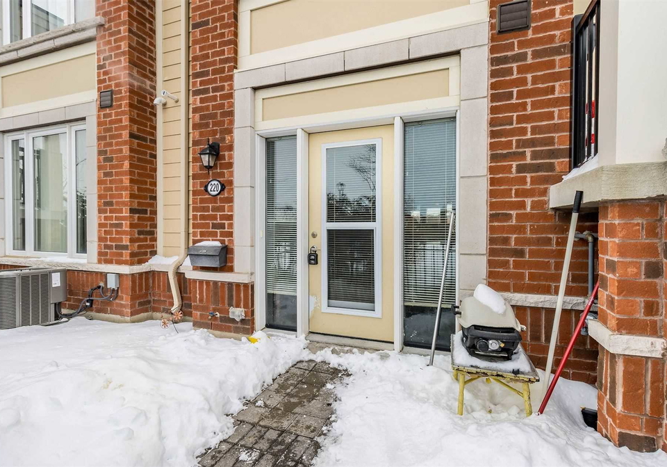 250-sunny-meadow-drive-brampton-ontario-w5953043