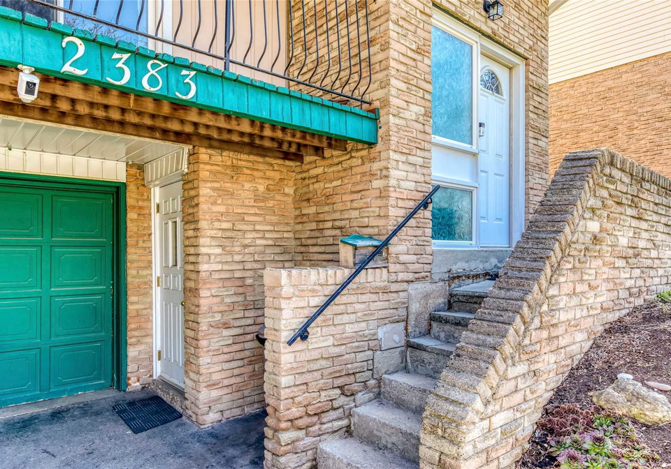 2383-cobbinshaw-circle-mississauga-ontario-w6023807