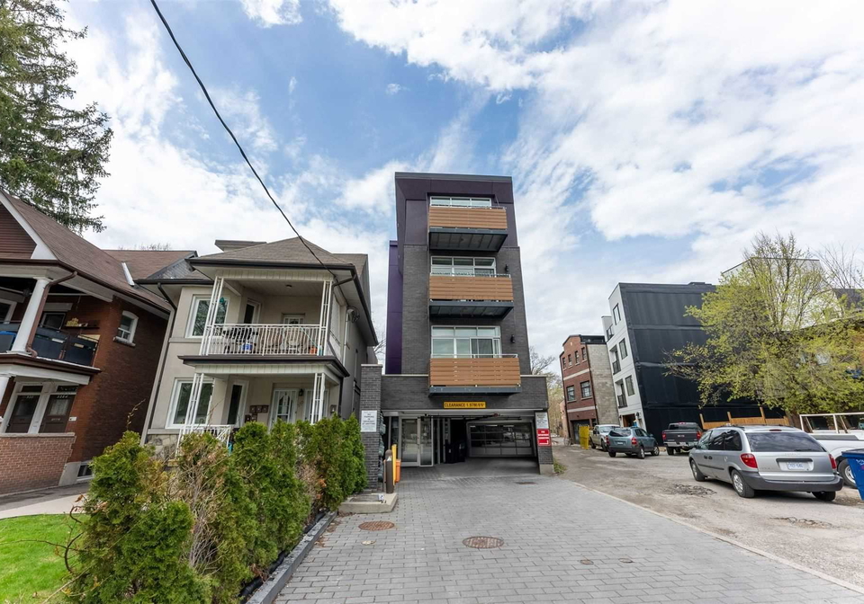 332-high-park-avenue-toronto-ontario-w6046099