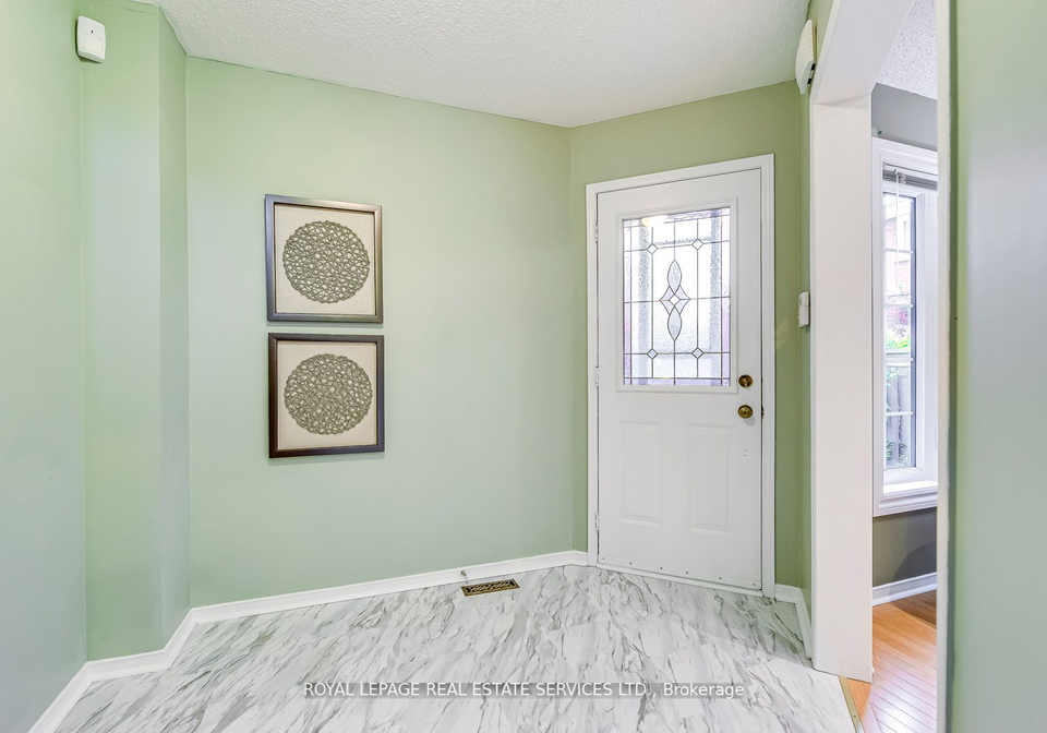 5713-sparkwell-drive-mississauga-ontario-w6179556