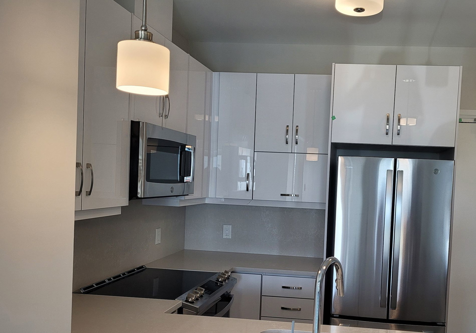 95-dundas-street-w-oakville-ontario-w6185784