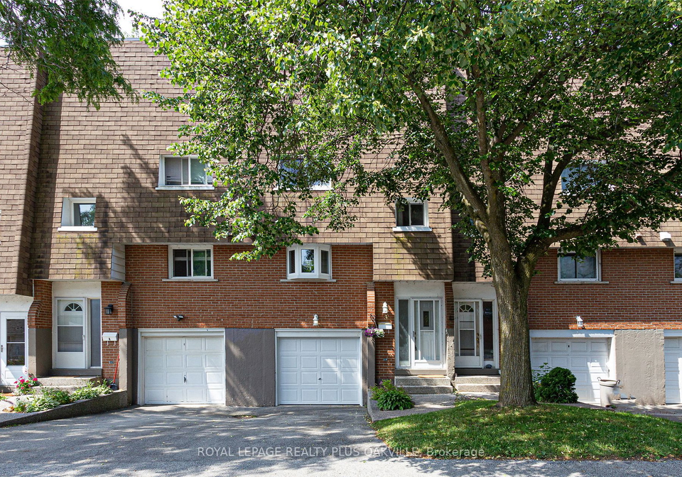 2056-marine-drive-oakville-ontario-w6635074