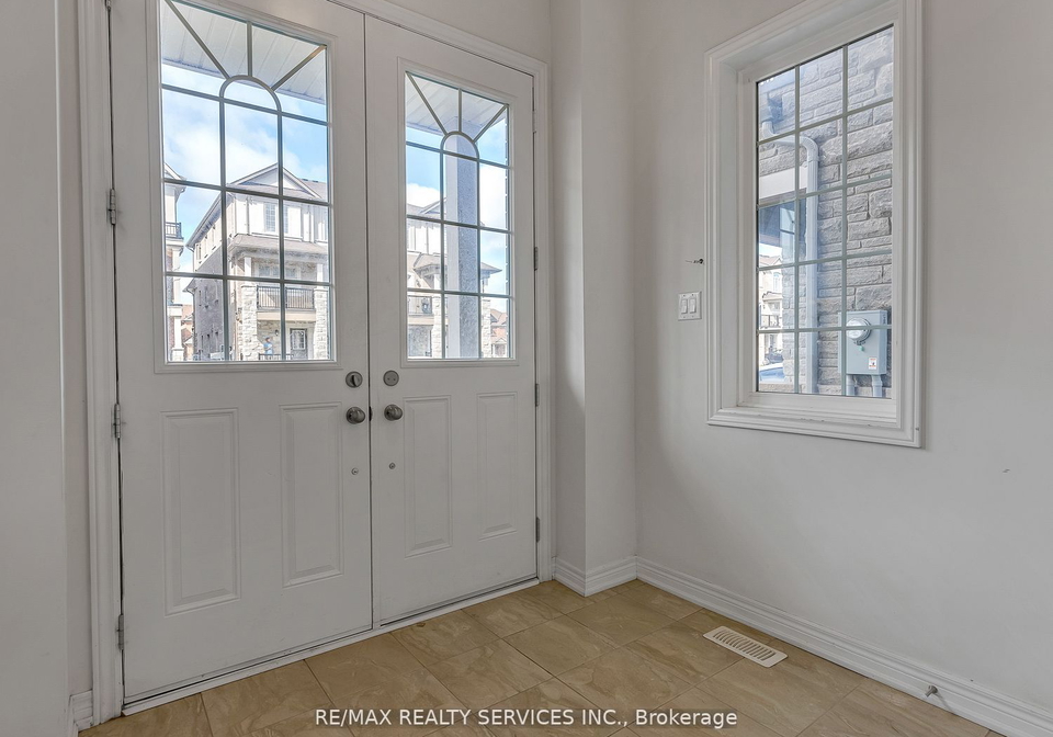 51-hashmi-place-brampton-ontario-w6706620