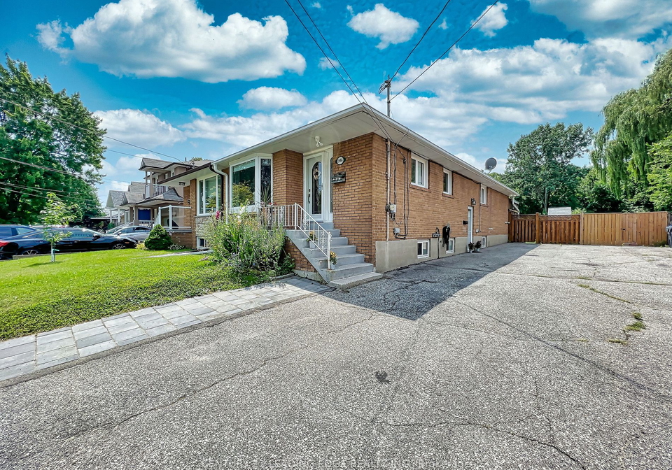1566-northmount-avenue-mississauga-ontario-w6708782