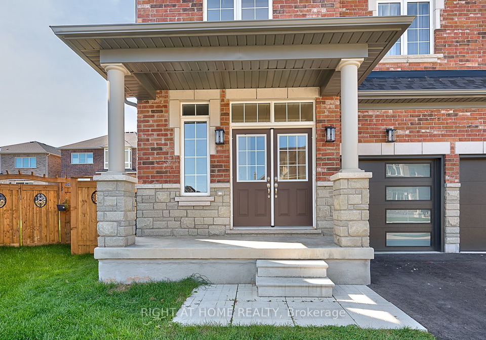 131-petgor-path-oakville-ontario-w6809442