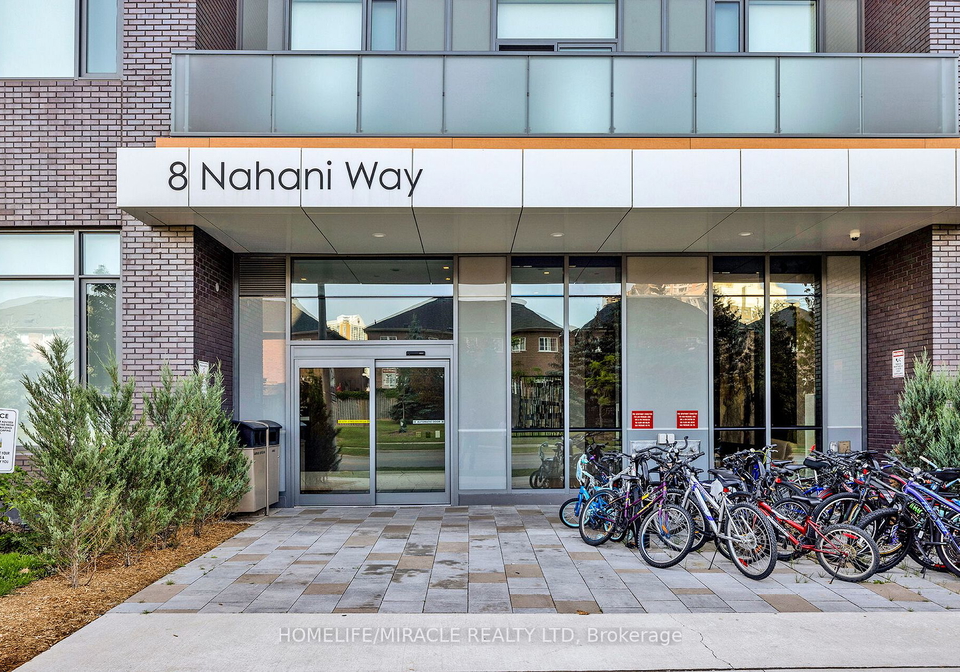 8-nahani-way-n-mississauga-ontario-w6809914