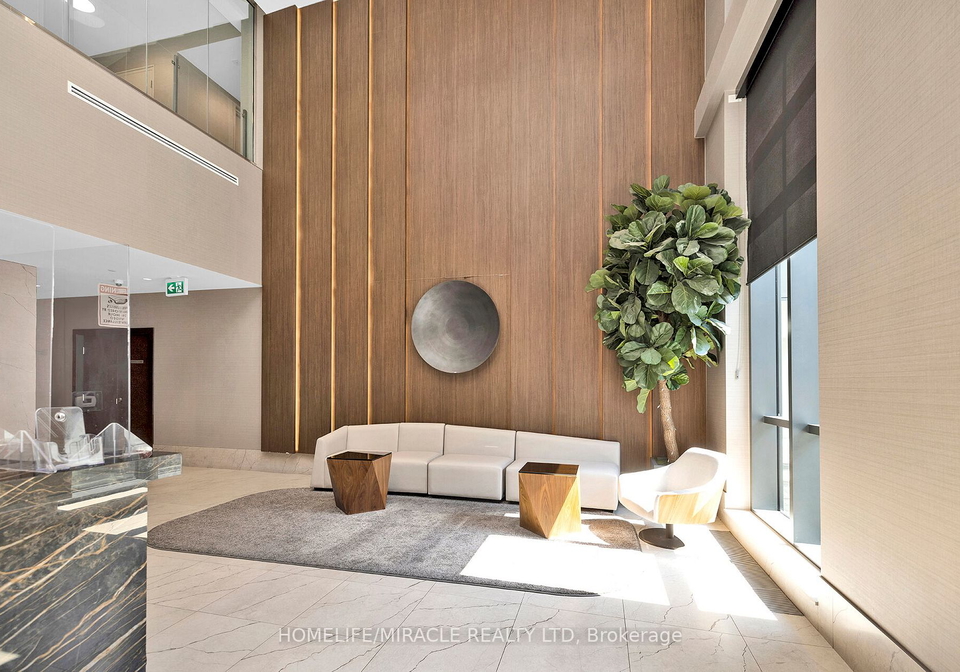 8-nahani-way-n-mississauga-ontario-w6809914