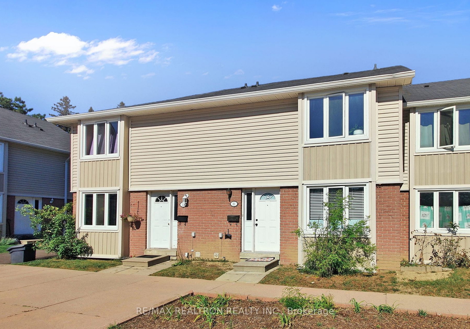 2079-the-collegeway-way-mississauga-ontario-w7000174