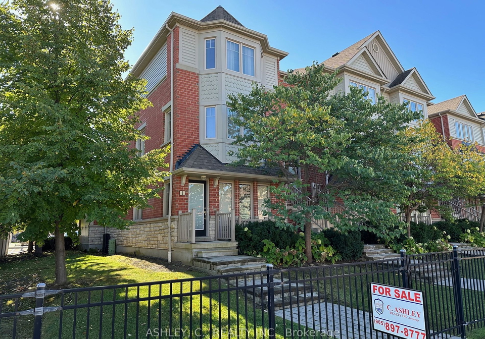 3200-bentley-drive-mississauga-ontario-w7007024