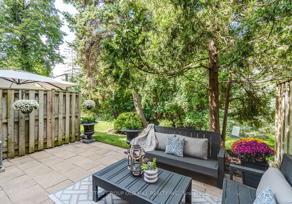 1855-maple-ridge-drive-mississauga-ontario-w7011796