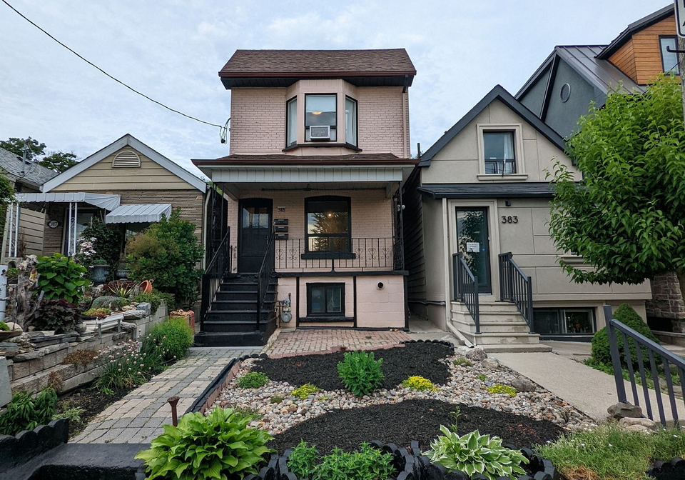 385-mcroberts-avenue-toronto-ontario-w7030484