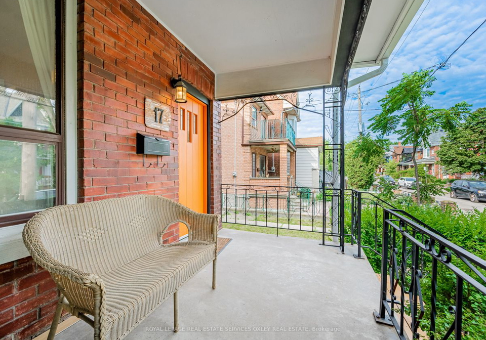 17-garnet-avenue-toronto-ontario-w7049856