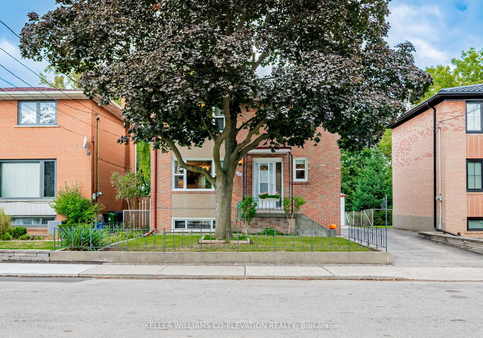 124-edinborough-court-toronto-ontario-w7212220