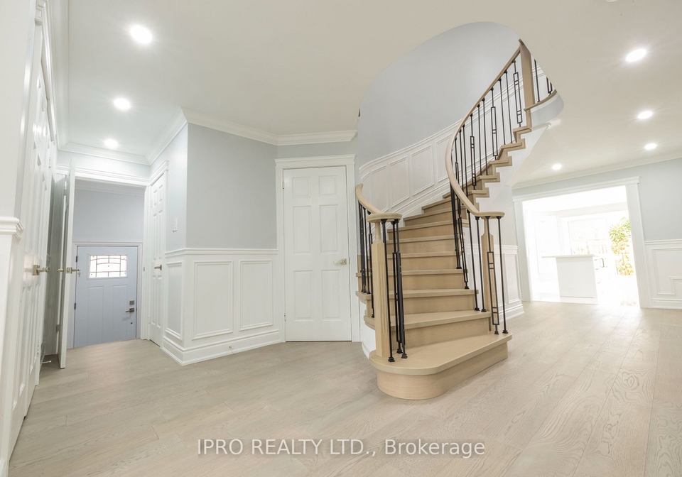 1671-sir-montys-drive-mississauga-ontario-w7213796