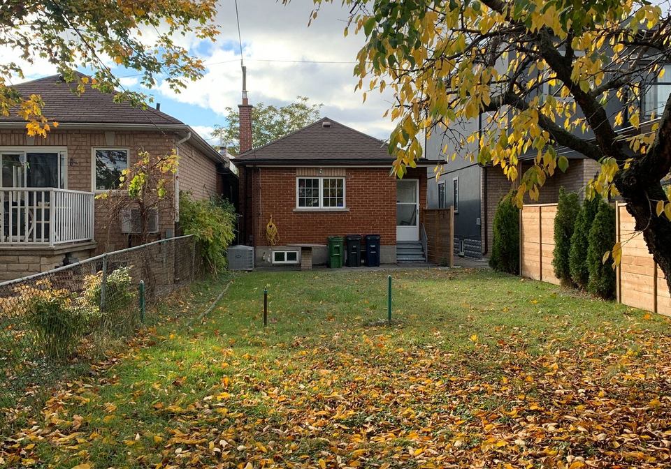 33-kirknewton-road-toronto-ontario-w7287770