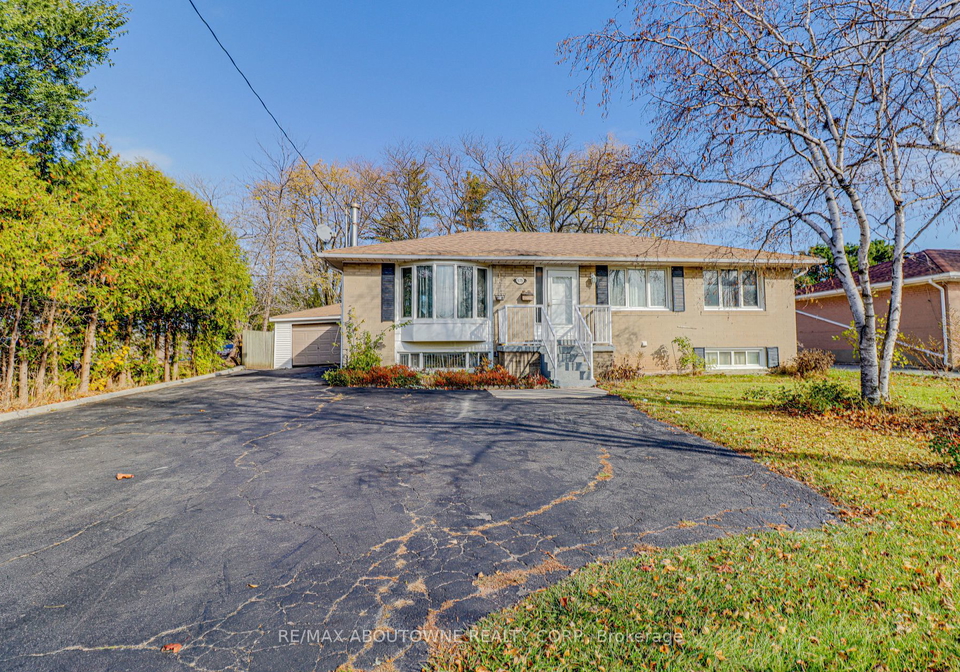 575-third-line-oakville-ontario-w7300152