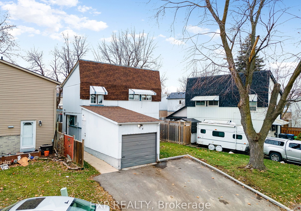 54-gladstone-square-brampton-ontario-w7330878